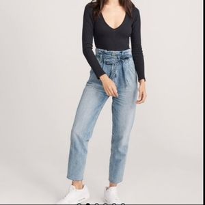 Abercrombie & Fitch paper bag mom jeans cropped high rise